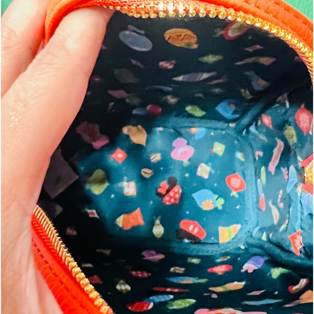 Disney Classics Christmas Glow-in-the-Dark Loungefly Mini Backpack - Picture 12 of 12